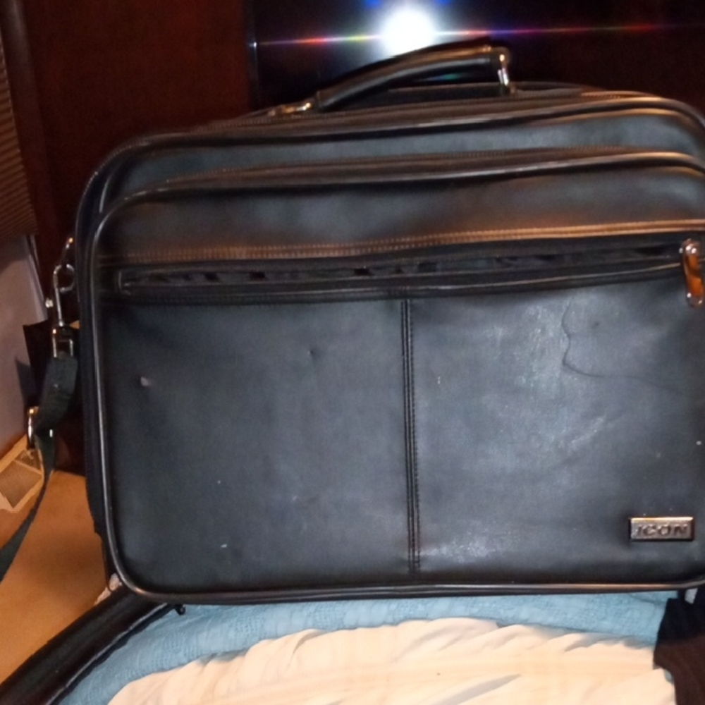 ICON Classic Black Briefcase